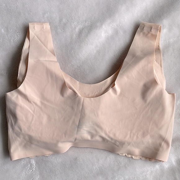 NWT: Comfort Form, Wireless Bra! - Picture 5 of 5